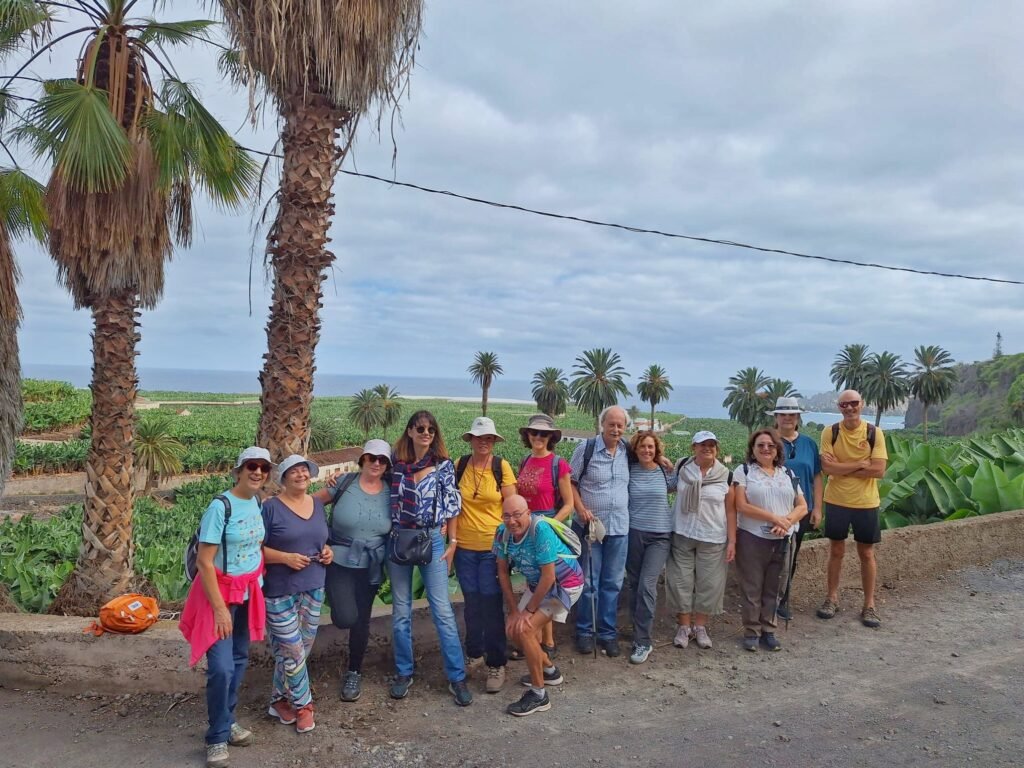 tgaro cohousing senior - caminata el guincho